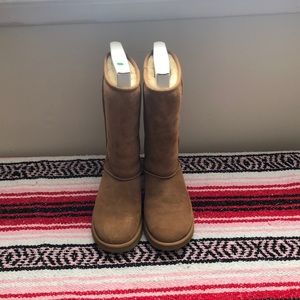 Size 7 Classic Tall II Ugg boot in color Chestnut